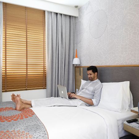 Holiday Inn Express Hyderabad Banjara Hills, An Ihg Hotel Εξωτερικό φωτογραφία