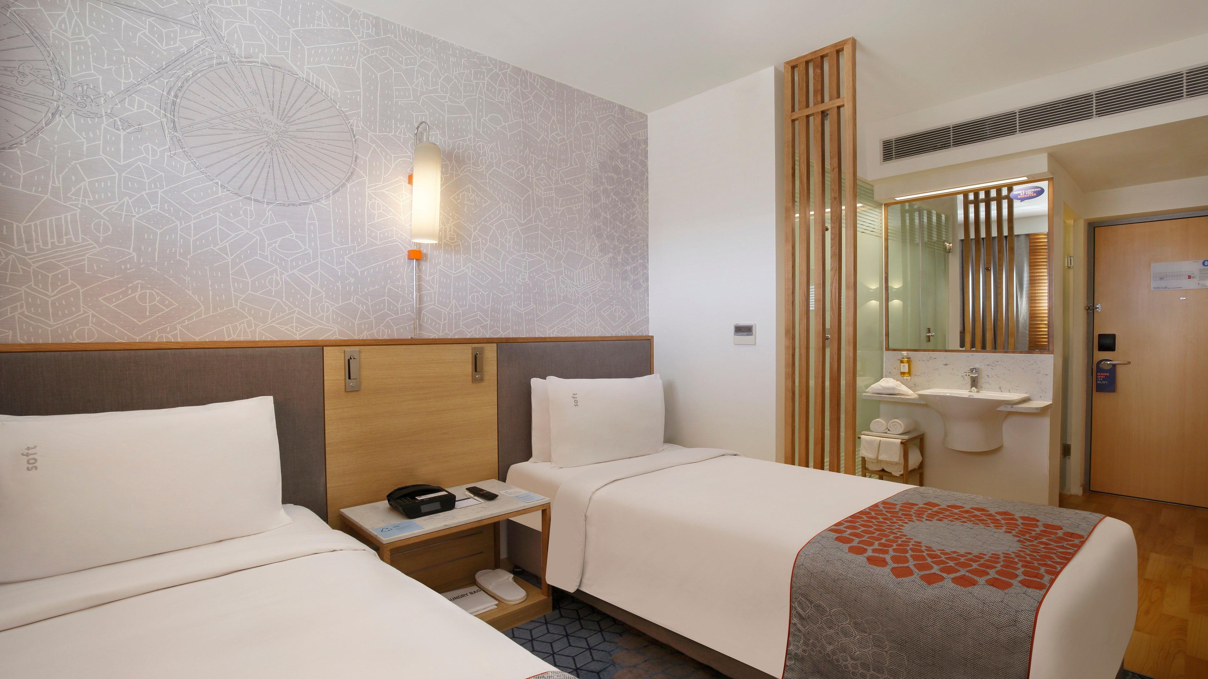 Holiday Inn Express Hyderabad Banjara Hills, An Ihg Hotel Εξωτερικό φωτογραφία